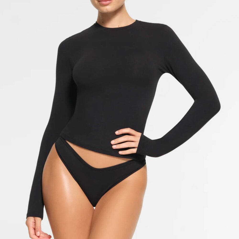 SKIMS Cotton Jersey Long Sleeve T-Shirt - Black